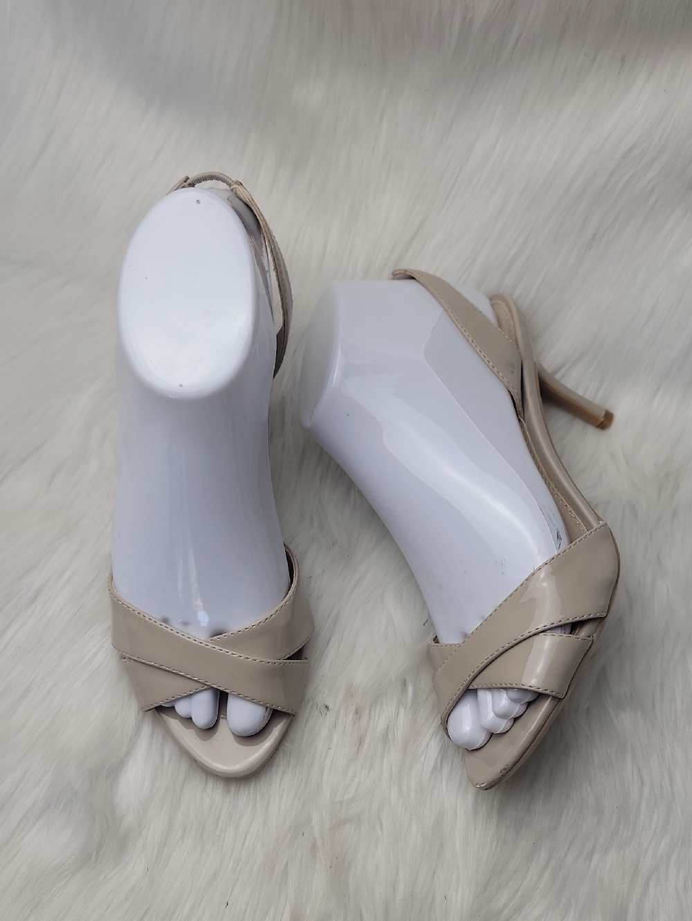 CALVIN KLEIN LUCETTE Nude Patent Leather Strappy Open Peep Toe Heeled Sandal 7.5